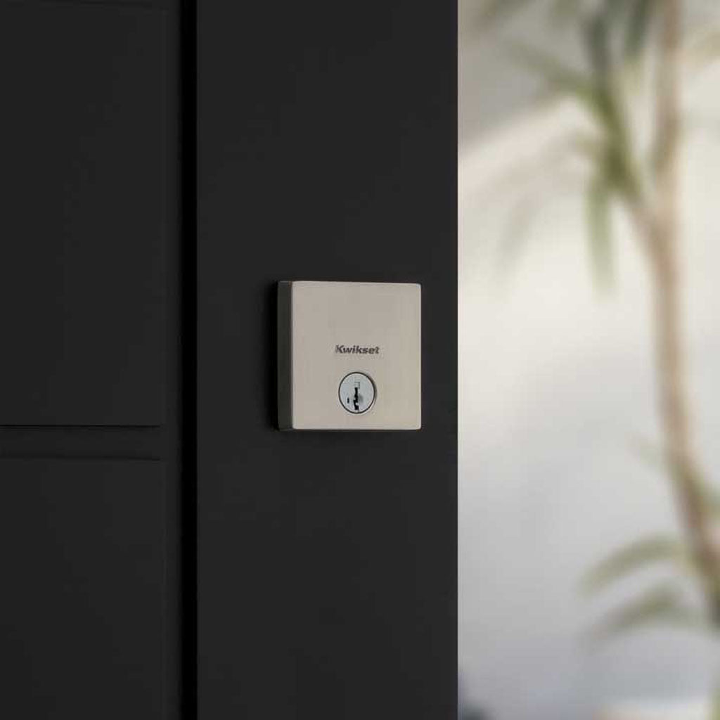 Deadbolt Sencillo Downtown con SmartKey™ níquel satinado